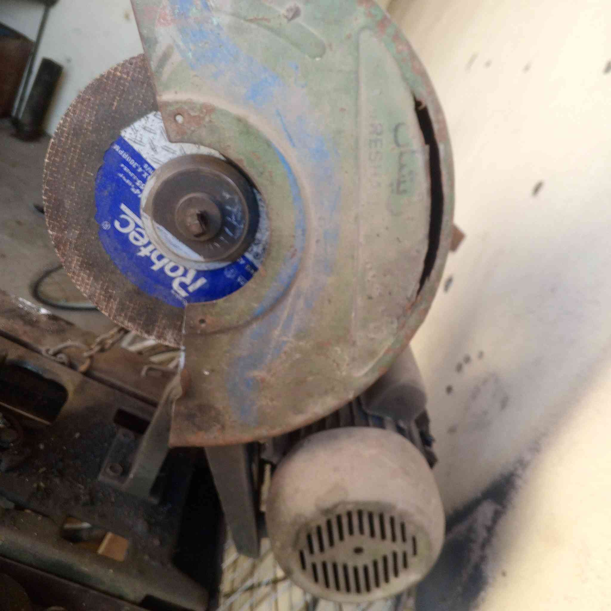 كتر للبيع ماكته ***********
