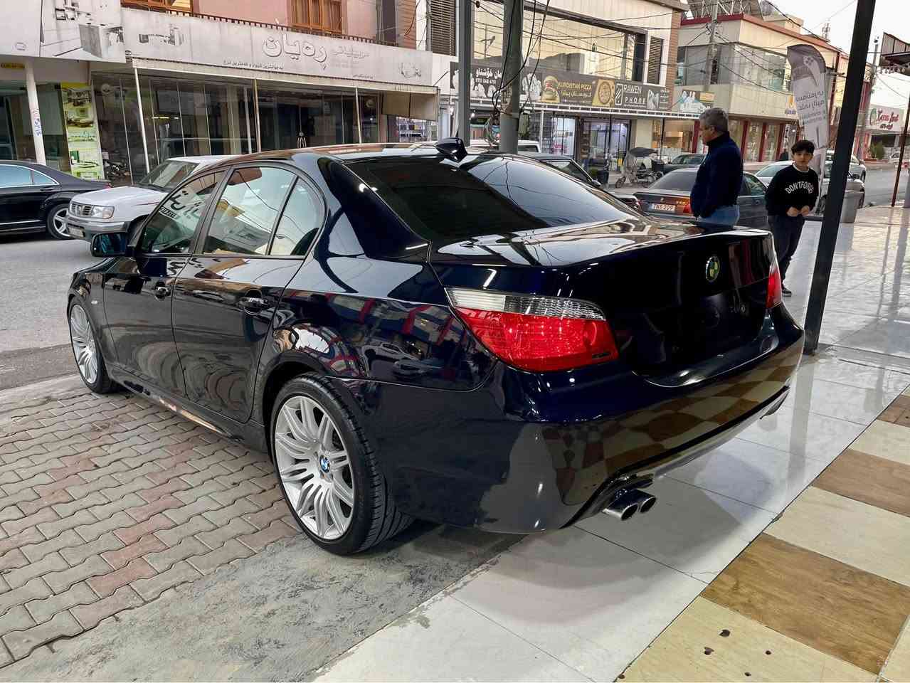 Bmw e60 model 2005 
مەنەفیست ئیبراهیم خەلیل ٢٠٢١ داخل بوە مەکینە ٥٢٥ بەنزین گیر تۆماتیک کوشن کارەبا کوشن هیتەر شاشە هەمو گیانی بەشەر ت دەعامی بۆ دەعامی یەک دینار مەسرەفی نیە شوختو ساردی نیە شوین رانیە گۆرینەوەش ئەکەم بەشتیک بەدلم بیت 
نرخ ٨٤ گەلا
Watsap ***********
شوین رانیە السليمانية, العراق
