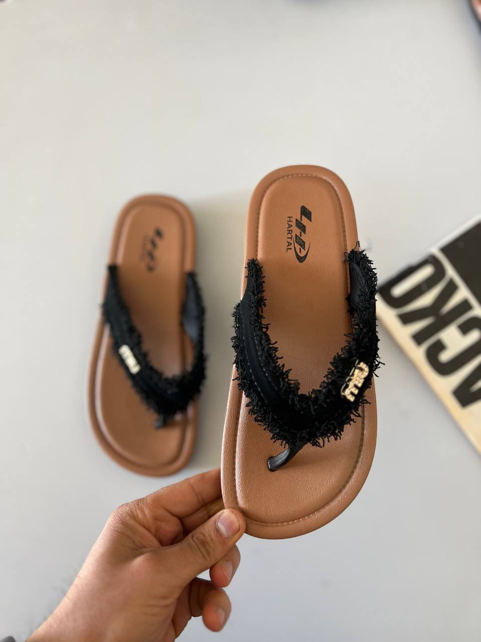 سلبر كشخه 🙂‍↔️🔥🔥يجنن 
قياس من ٣٧ لى ٤١ 
السعر ٨ فقط 🔥🔥
كميه قليله ❌❌


**إذا كنت صاحب هذا الإعلان وتريد حذفه لأي سبب، رجاءا أرسل رسالة إلى الدعم الفني**