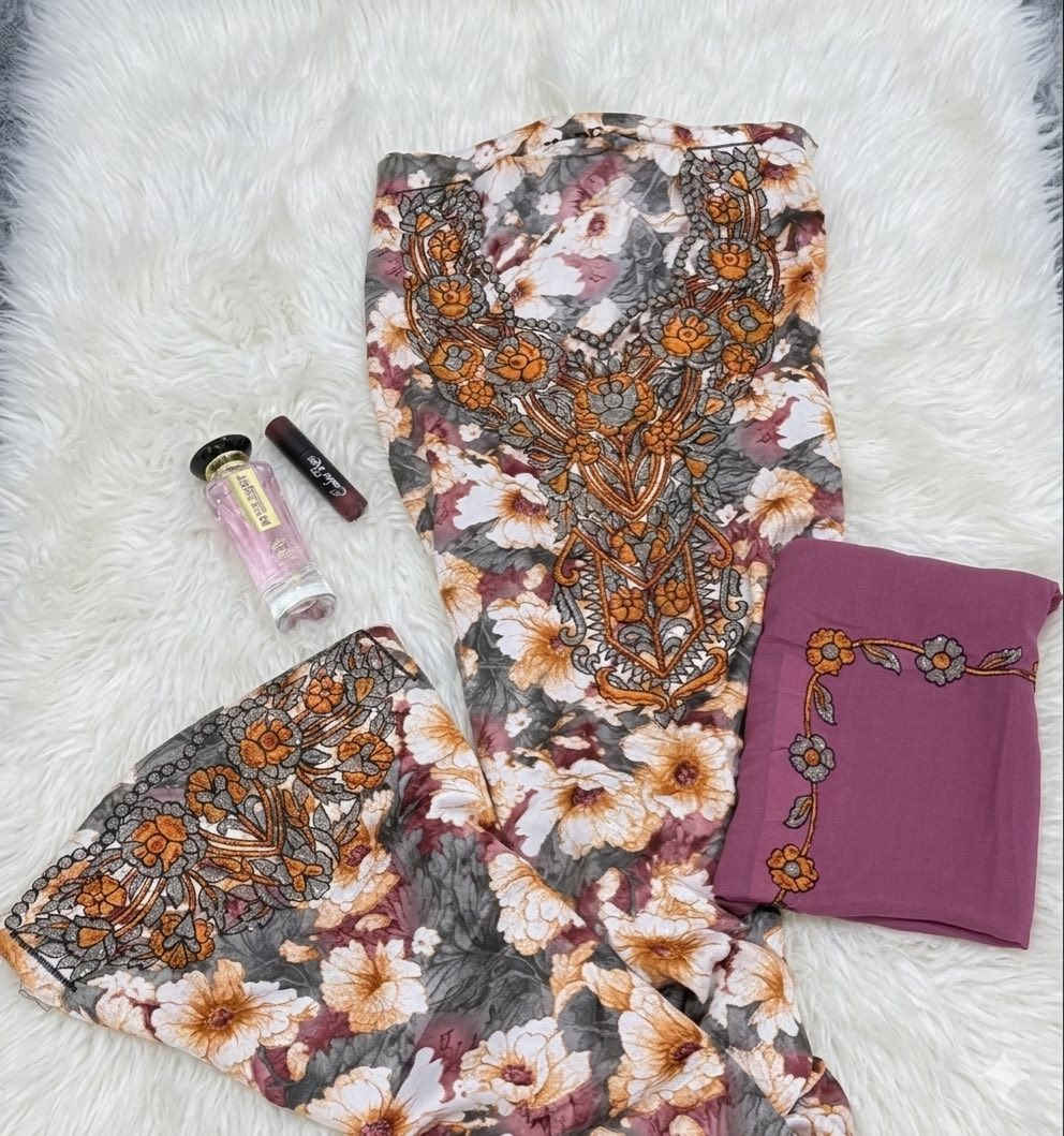 مخاور امارتيه 
عليهم عرض العيد 
يتوفر توصيل جميع محافظات العراق
للتواصل دايركت او واتس اب(***********)
