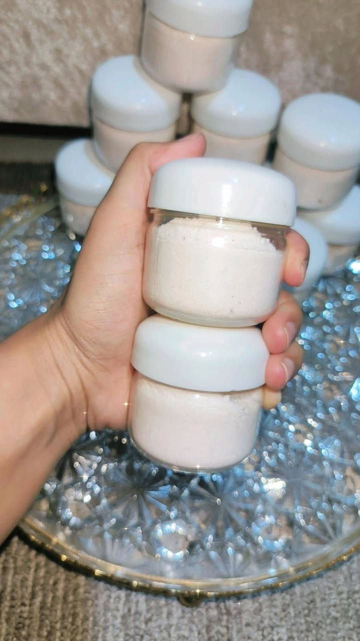 بودرة الشبة المعطرة 
فوائد مزيل لرائحه التعرق ومعطره للجسم 
الا ستعمال لمسة واحدة لكل جانب من الابطين ومناطق الحساسه السعر 5 توصيل مجاني


**إذا كنت صاحب هذا الإعلان وتريد حذفه لأي سبب، رجاءا أرسل رسالة إلى الدعم الفني**