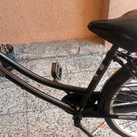 بايسكل للبيع ياباني اصلي لون اسود كلشي مابي حجم 26بس الجاملغ الامامي ب...