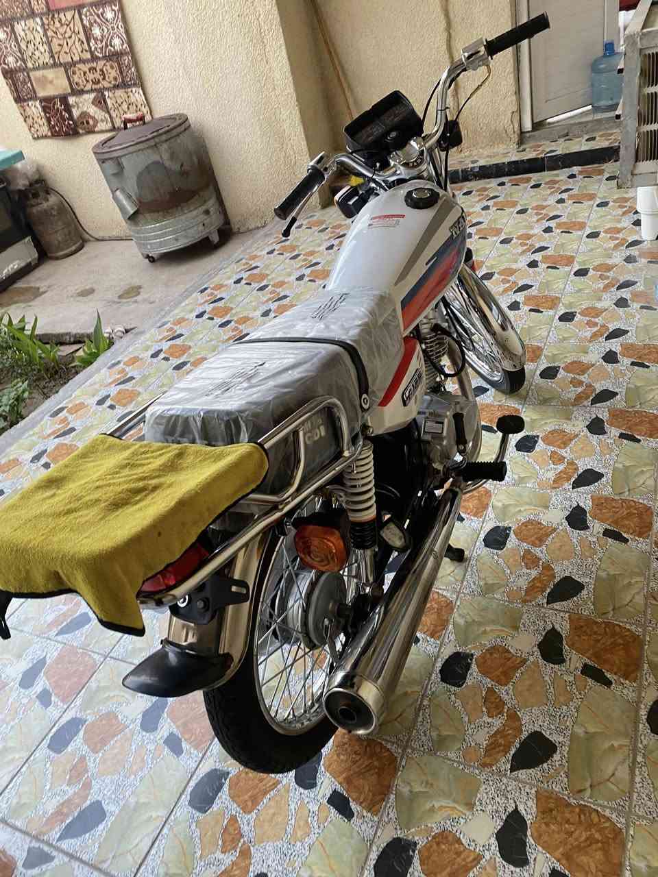 السلام عليكم شاصي موديل 22تعمير 26رقم ***********
