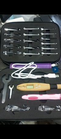 ماكينة خياطة • قطعتين • واحدة ناقصة