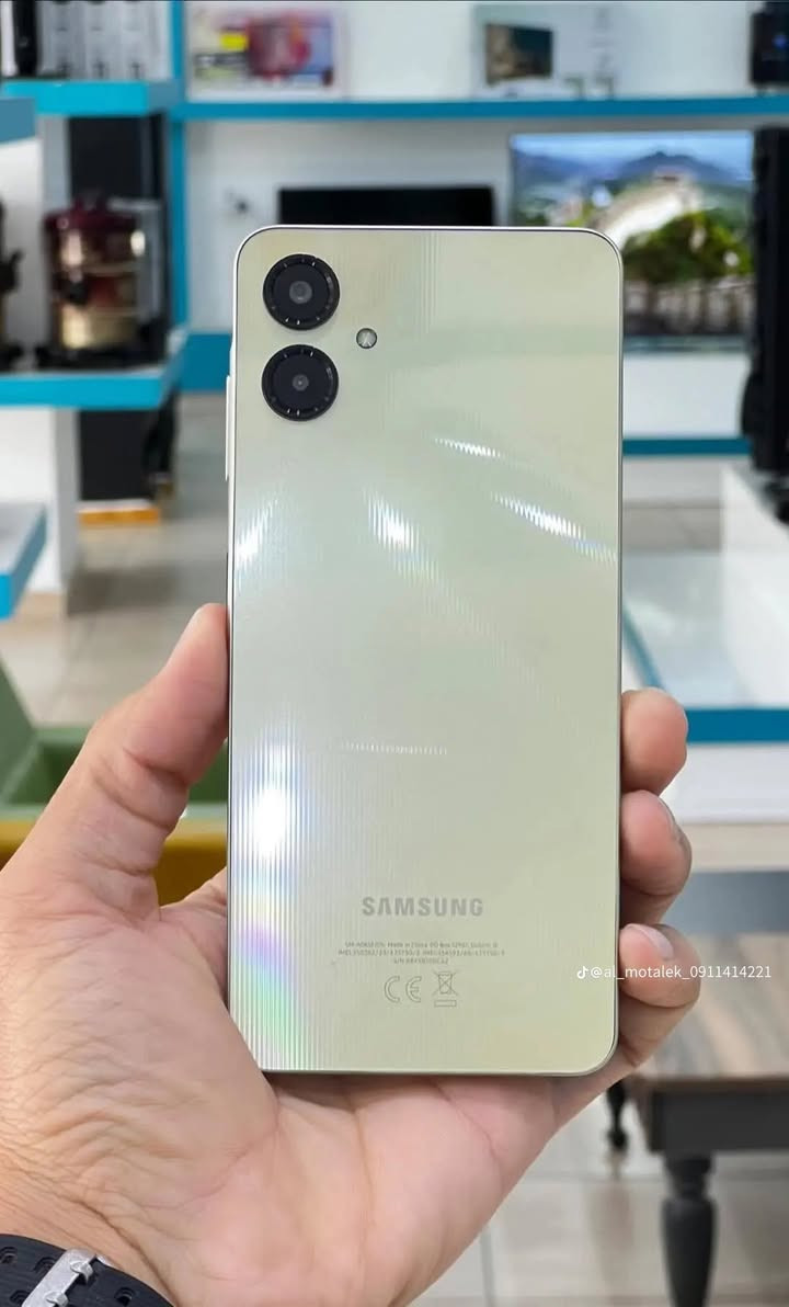 يتوفر موبايلات. ريلمي. وسامسونك. 
نقد واقساط. 
معرض. بركات. الحسين. 
***********. 
كربلاء. الحر. نهاية البوبيات. مقابيل اساله المي
