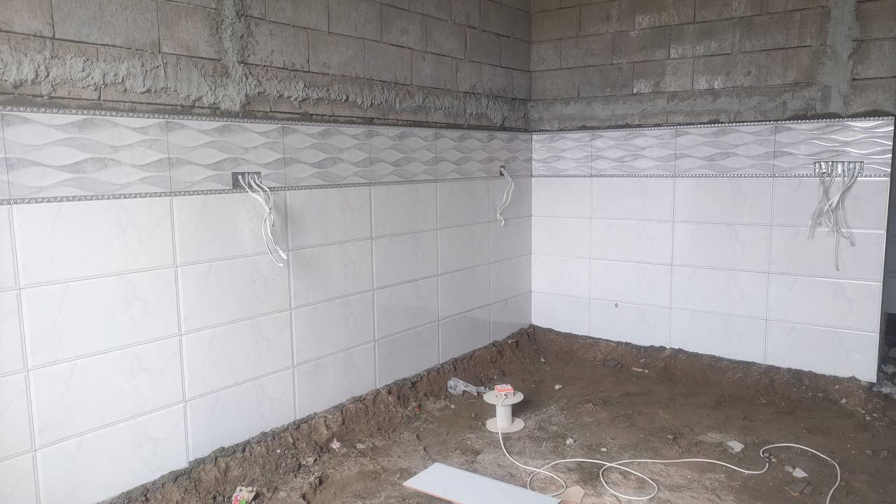 اسطه سيراميك جداري متفرق حالين بسعر مناسب
***********واتساب
