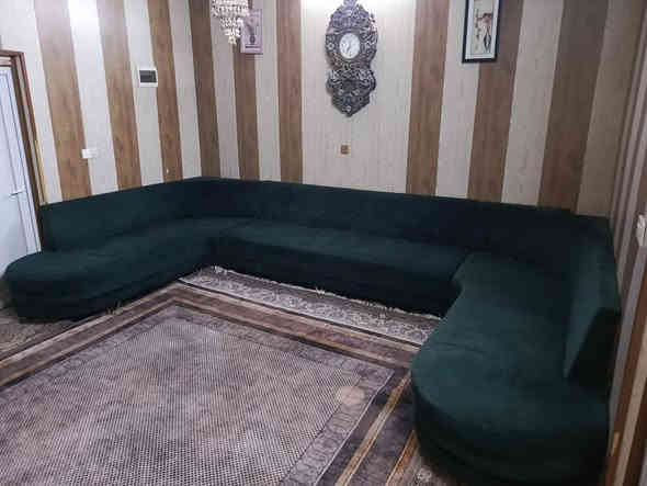 ديوان فصال خشب عراقي درجه اوله السعر قفل 150 الف بدون معامله للاتصال ***********
