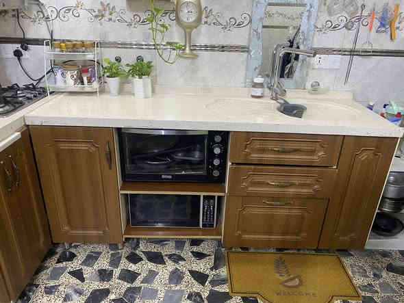 سلام عليكم كاونتر للبيع 300 ويا الشافطه بدون لا طباخ ولا خلاط وليريد ويا الخلاط وطباخ السعر يختلف للتصال(***********فقط رصيد(***********
