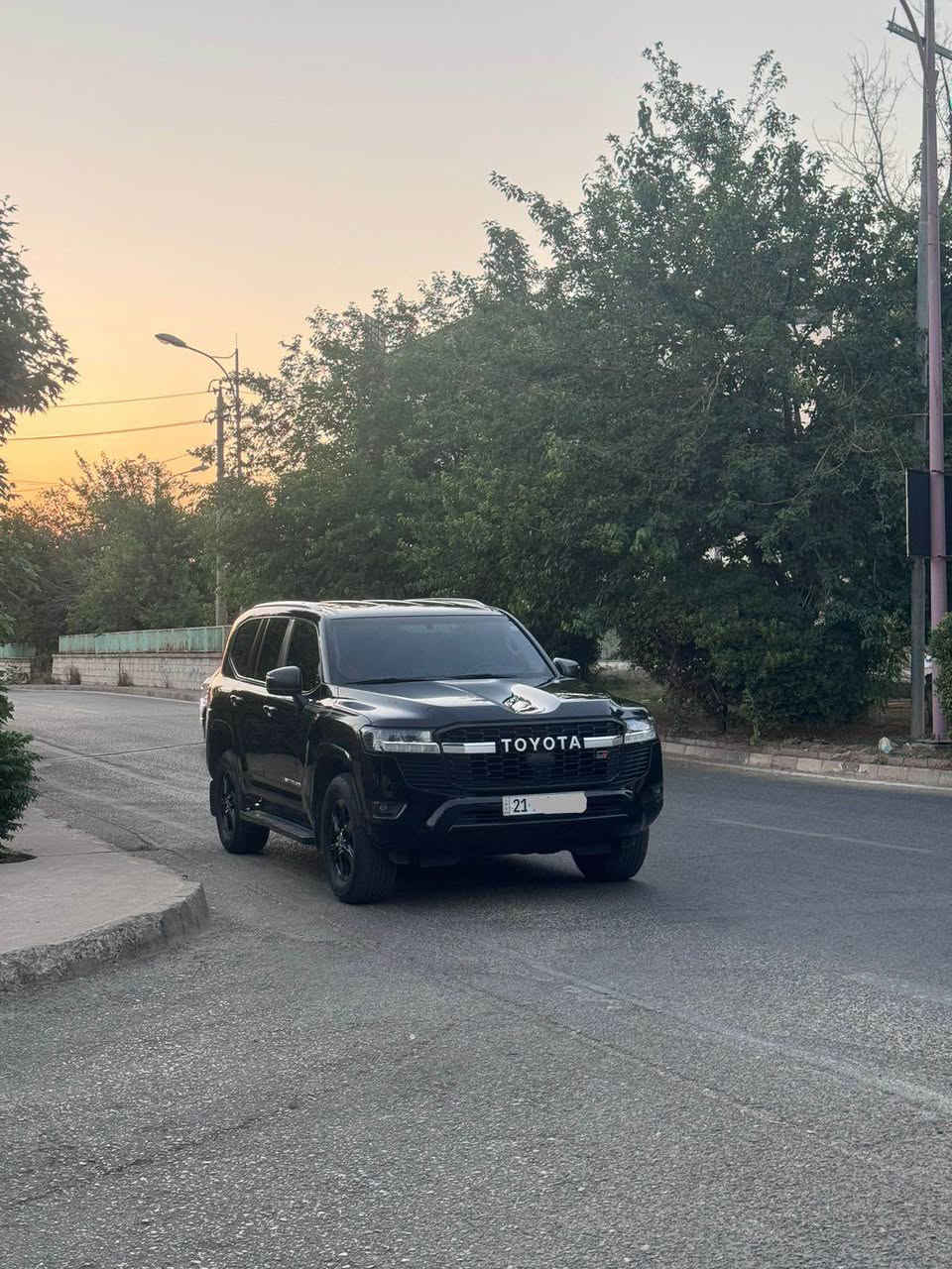 Toyota Land Cruiser Gx 2022 
شەریکەی سازە ٥٥ هەزار رۆشتوە بێ بۆیاخ بستێ pdr هەیە بەناوی خۆمەوەیە هەموو گیانی بەشەرت 
کامل کراوە بە gr 
شوێن سلێمانی 
*********** 
*********** السليمانية, العراق
