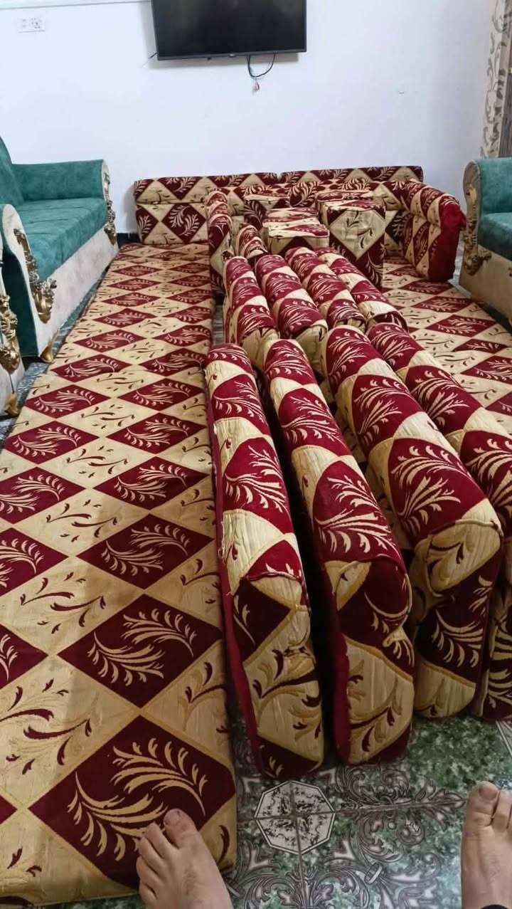 ديوان جديد كلش استعمال قليل سبع دواشك
سعر 250 الف
رفاعي
قرب كليه التربيه الاساسيه،


**إذا كنت صاحب هذا الإعلان وتريد حذفه لأي سبب، رجاءا أرسل رسالة إلى الدعم الفني**