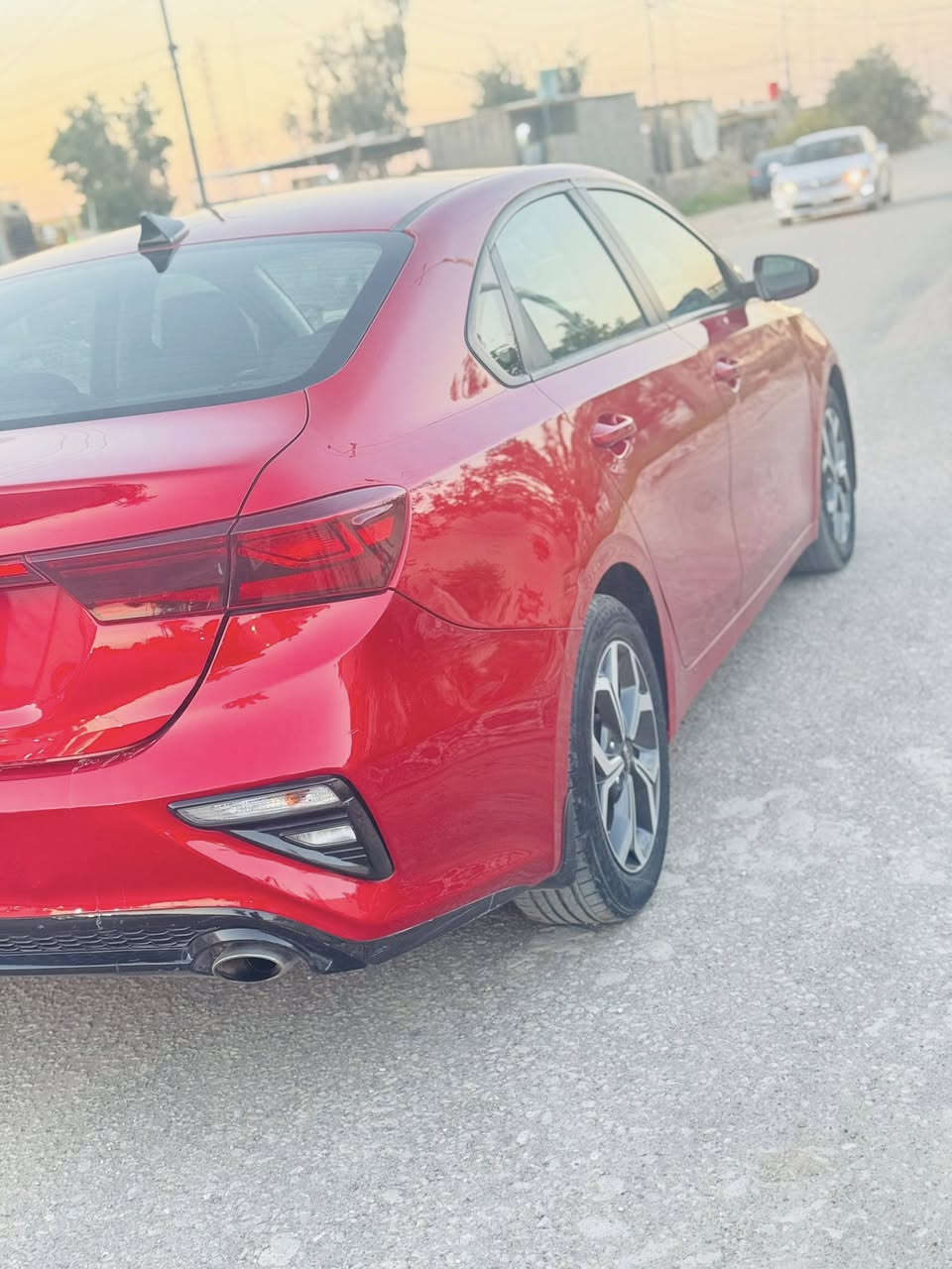 سلام عليكم مرخصت لادمن كيا فورتي 2020 رقم بغداد دولي بسمي حادثه جاملغ وبنيد
مكينه 2000 كير AT
سياره جاهز حداديه تبريد ثلج 
السياره ماشيه 90 

السعر.  120 وبيه مجال بسيط 

مكان سياره بابل قرب سيطره لاثار 

***********
