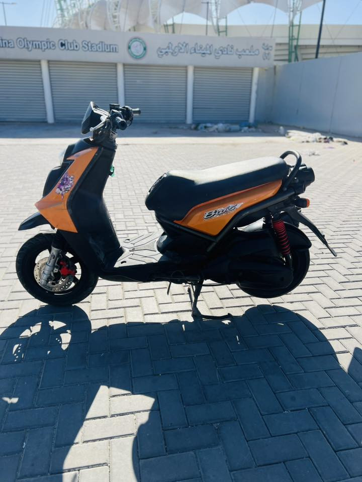 سلام عليكم
سكنس جبلي

اللون برتقالي 🧡

ختم واحد مع المكينة 

موديل 2008 كلش نضيفه ✨

شلعة ومعدل 💯 كهربائيات شغال 

سلف بـصمة عينه لايت 💡

دراجة حلوة وبالعافية ع الياخذهة ❤️‍🔥

للاستفسار : ‭ 0785 913 9399‬

المكان " المعقل شارع الميناء 📍
