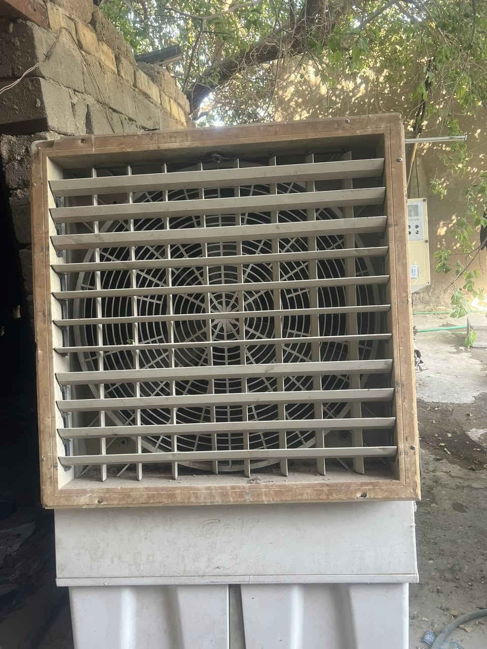 السلام عليكم اخوان
مبردات 350ببهن. مجال قليل 
مكان البصرة استفسار رقمي *********** واتساب و اتصال
