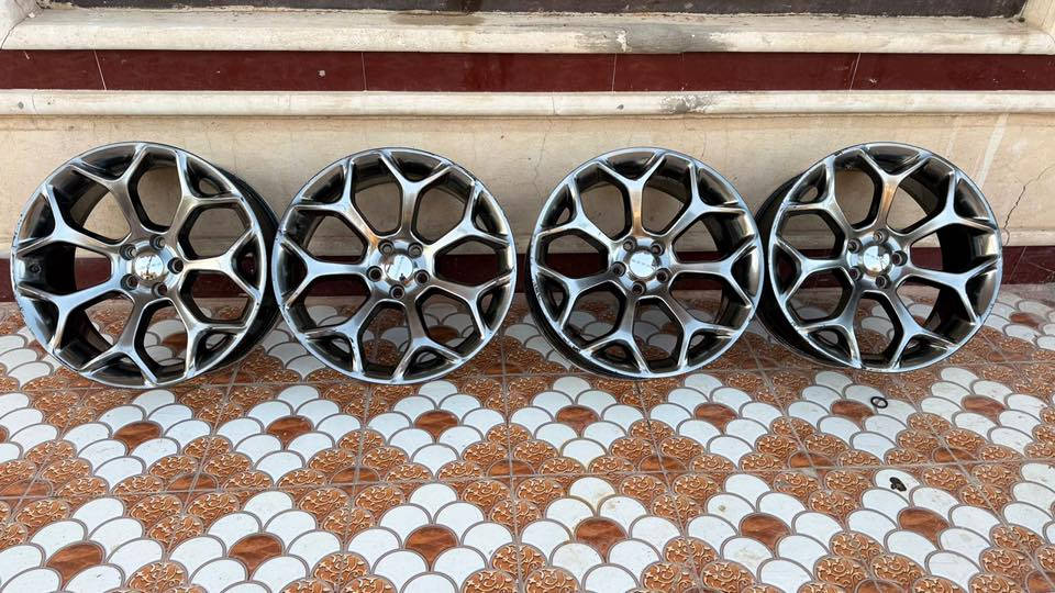 سلام عليكم
تخم ويل للبيع  نضيف بلادي مكفول
قياس 20 يرهم جارجر اوباما 

السعر 375 وبي مجال حك الجيه 

مكان بابل حله ***********
