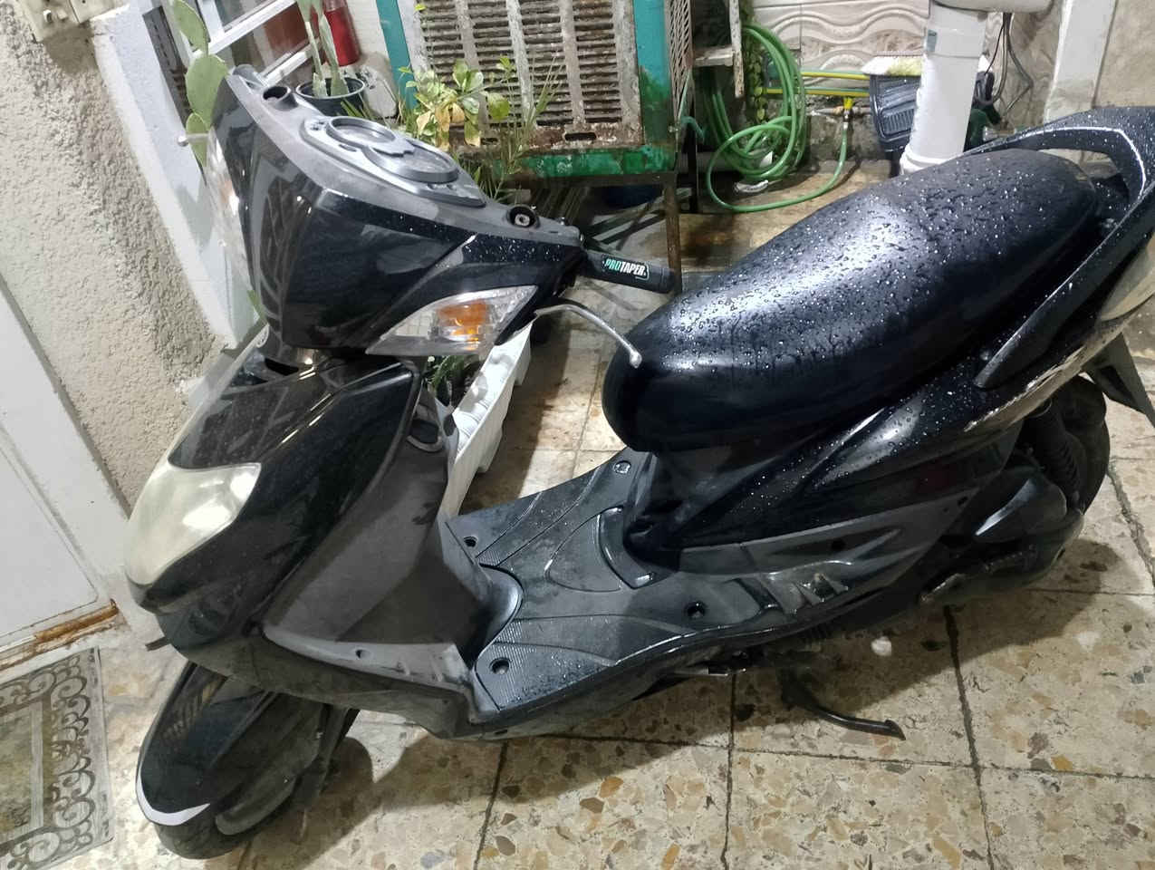 سلام عليكم دراجة سكنز فحل ياباني السعر 1000مكينه مكفوله كافله عامة مكاني بغداد حي اور وهاذ  ***********
