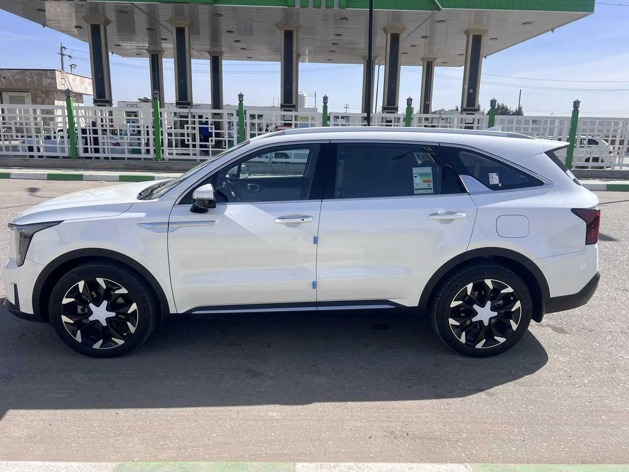 السلام عليكم 
سورنتو خليجي فول عده البنراما
موديل 2025 سياره زيرو ماشيه  3686 بوضع الشركه مكفوله  مكينه 3500 السياره بسمي مكاني بابل الاسكندريه قرب الدلعه السعر 328 
 الاستفسار *********** غير متواجد عن النت
