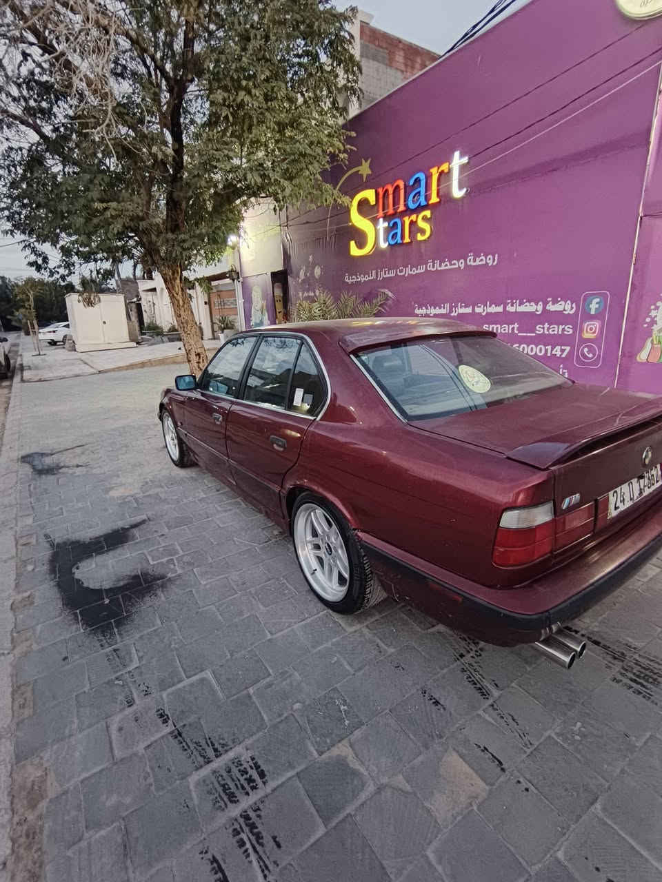 سلام عليكم
بي ام 535
تبريد ثلج✳️ منضومه كامله جديده توني شادهة
كهربائيات كلهة شغاله 
غرفه جديده
لايتات عالي وناصي زنوز
السياره جاهزه من كلشي على اخر حبايه
السياره كفاله من ضربه ومن كص بس صبغ جماليه
 ويل M حجم 18اصلي وتخم تايرات جديد
الياخذه ميصرف عليه الف
السعر 70 وبيه مجال
رقم الهاتم *********** هاذه بي واتساب
