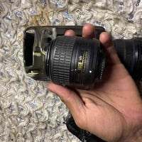 نيكون 7000D • عدسات 18-55/70-300 • بطاريتين شاحن جنطة