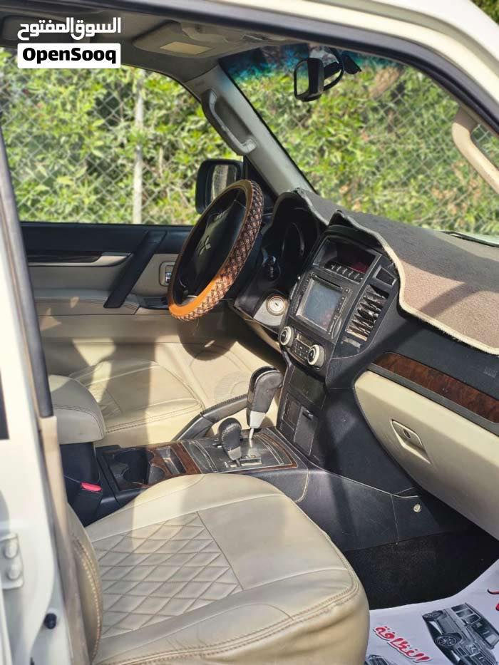 باجيرو حبتور موديل 2010 رقم بغداد باسمي مكفوله كفاله عامه بدون ضرر وبدون صبغ
السعر 140ورقة وبيها مجال قليل  مكان السيارة بغداد الطالبية للاتصال ***********
