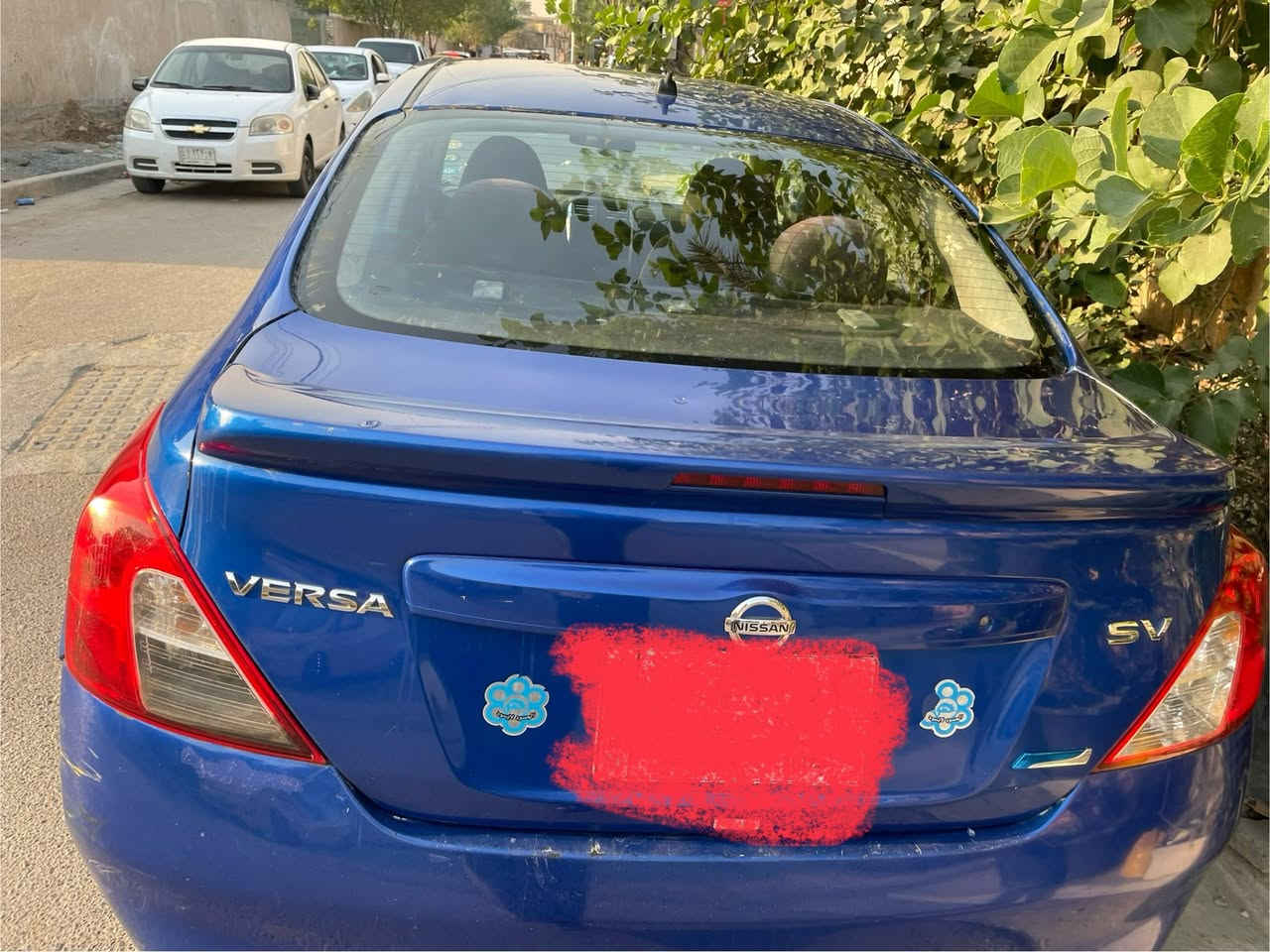 سلام عليكم نيسان فيرسا2014 رقم بغداد للبيع السعر65   الكير بي مشكلةتلفون***********
