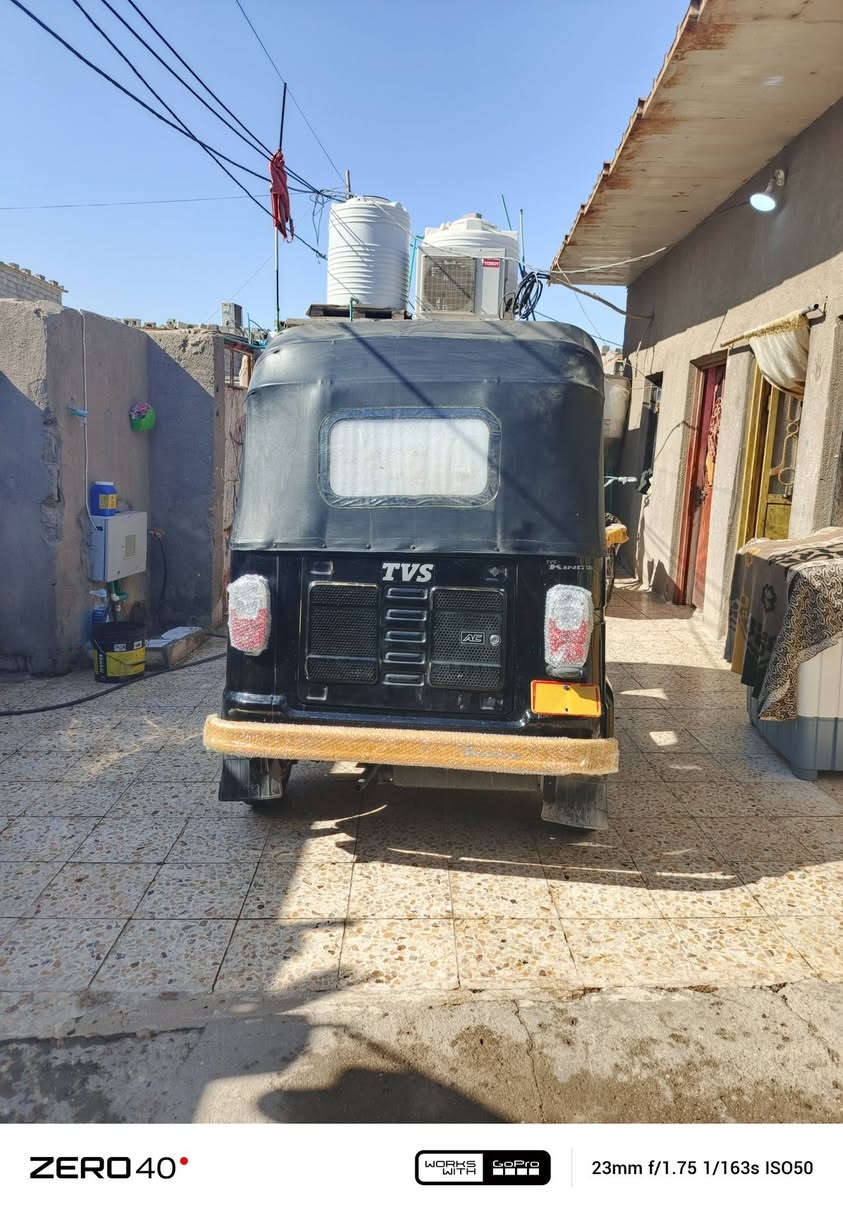 سلام عليكم تكتك 21 بدي كفاله مكينه مجفته رقم وسنويه سعره 6700وبيه مجال قليل المكان البصرة الحيانيه ***********
