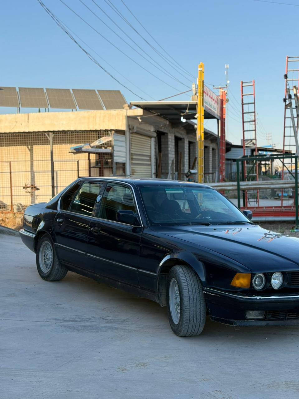 السلام عليكم 
بي ام 735 كير اوتو موديل 1990
نضافه فول مكينه وكير بشرط سيارة فول موصفات 
رقم انكليزي جديد تبريد ثلاجه تدفئه شغاله السعر 50وبيه 
مجال الرقم (***********) ملاحظة/اني مكلف بلنشر 
اتصل عل رقم
