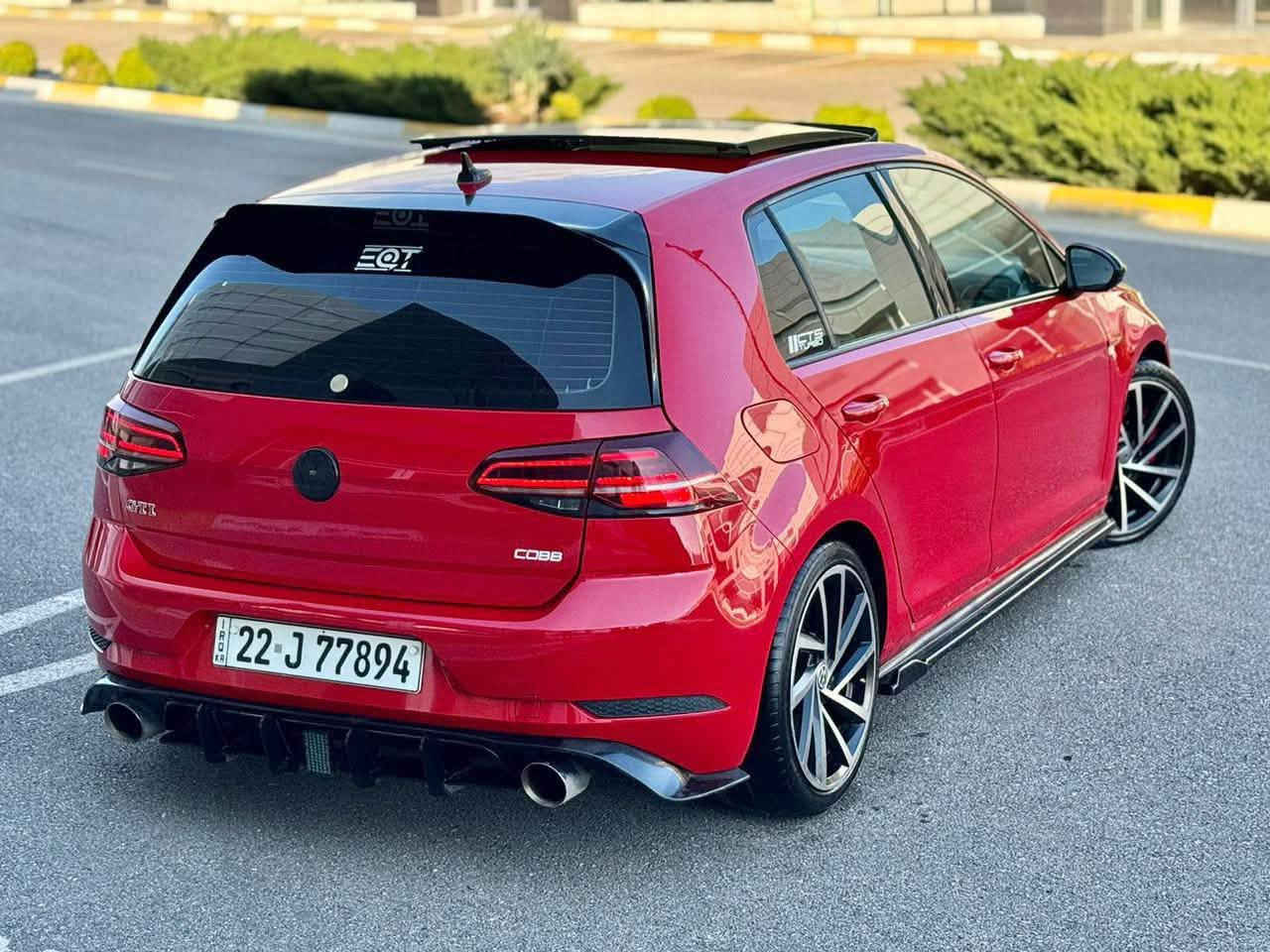 ﷽
GOLLF GTI 2020
▫️فولكسواكن گولف موديل 2020 GTI
🔹مواصفات GTI فول مواصفات ١/١ 
🔹لون مميز ( لون احمر ❤️ )

▫️محرك اربع سلندر 2.0L توربو محرك مرغوب 🔥🔥
🔹محرك و گير بشرط مامفتوح 📦✅
🔹بدون صوت و بدون صرف و خلل بشرط فحص
🔹ماشية 51 الف حقيقي 

▫️سيارة جديد حيل حيلو نظيفة 📦
🔹بيها ( واحد جملغ صبوغ بنيد محدث كاربون فايبر )
🔹سيارة جديد بدون بارد و بدون شخت بدون رصعات 📦

▫️اضافات بيها
1-ستيرن كاربون و شاموا
 2- هدرز 
 3- داون پاپ
4-لحية - دوسات
5-بونيد كاربون 
6-جناح 

مواصفات GTI فول مواصفات
( بصمة - پانوراما - كير أوتوماتيك - رادار امامي و خلفي - رادار جانبي - شاشة كبير - كشن جلد - كشن كهربا - كشن تتفيئة - بادل شفت - داخل ليد - نيضام قيادة سبورت و ئيكو - ئوتو ستؤب - لايت ليد و زينون - بلاجكتور - فوليوم - تحديد سورعة - بعد هواي مواصفات )

◽️اربع تاير ويل جديد 
🔹سيارة شرط بدون اى نواقص گير و محرك و حدادي و كاهرباى كلة بشرط
🔹سنوي و رقم و هزة جديد سنوي بأسمي
🔹 نفسي يوم / تحويل و كاله حاظر
🔹 مكان_🌆 سليماني

◽️سعر_155$ 🔐🔥🔥
◽️موبايل_ *********** ::: ***********
____________________________________

