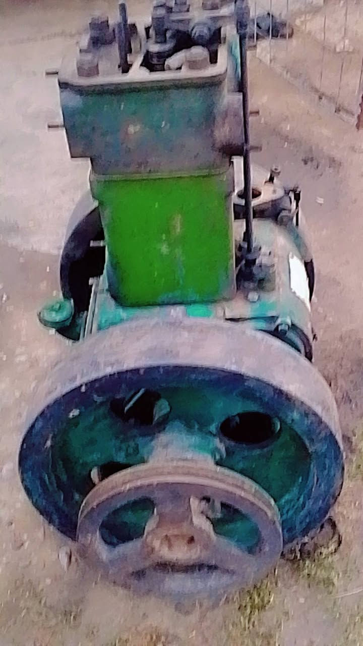 مولد كلش نضيف ومولده 7ونص 5500مكان الشلالات ***********
