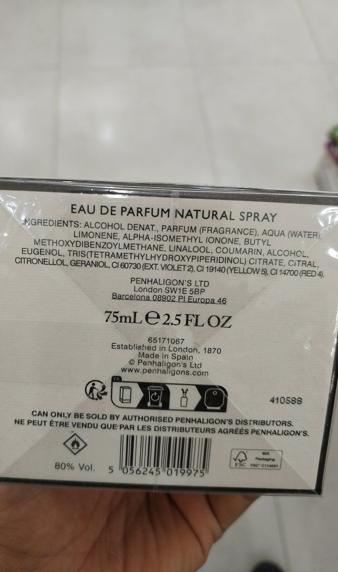 The Omniscient Mr Thompson
دار انكليزية نيش فخم 
سعة 75 مل للبيع او مراوس 
حسب القناعة 
هذا العطر من النوادر 
يعني الي يقتني ذواق كلش


**إذا كنت صاحب هذا الإعلان وتريد حذفه لأي سبب، رجاءا أرسل رسالة إلى الدعم الفني**