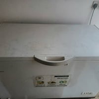 عارضة حمراء نضيفه • مجمدة كبيرة تعبانة • مجمدة صغيرة نضيفه