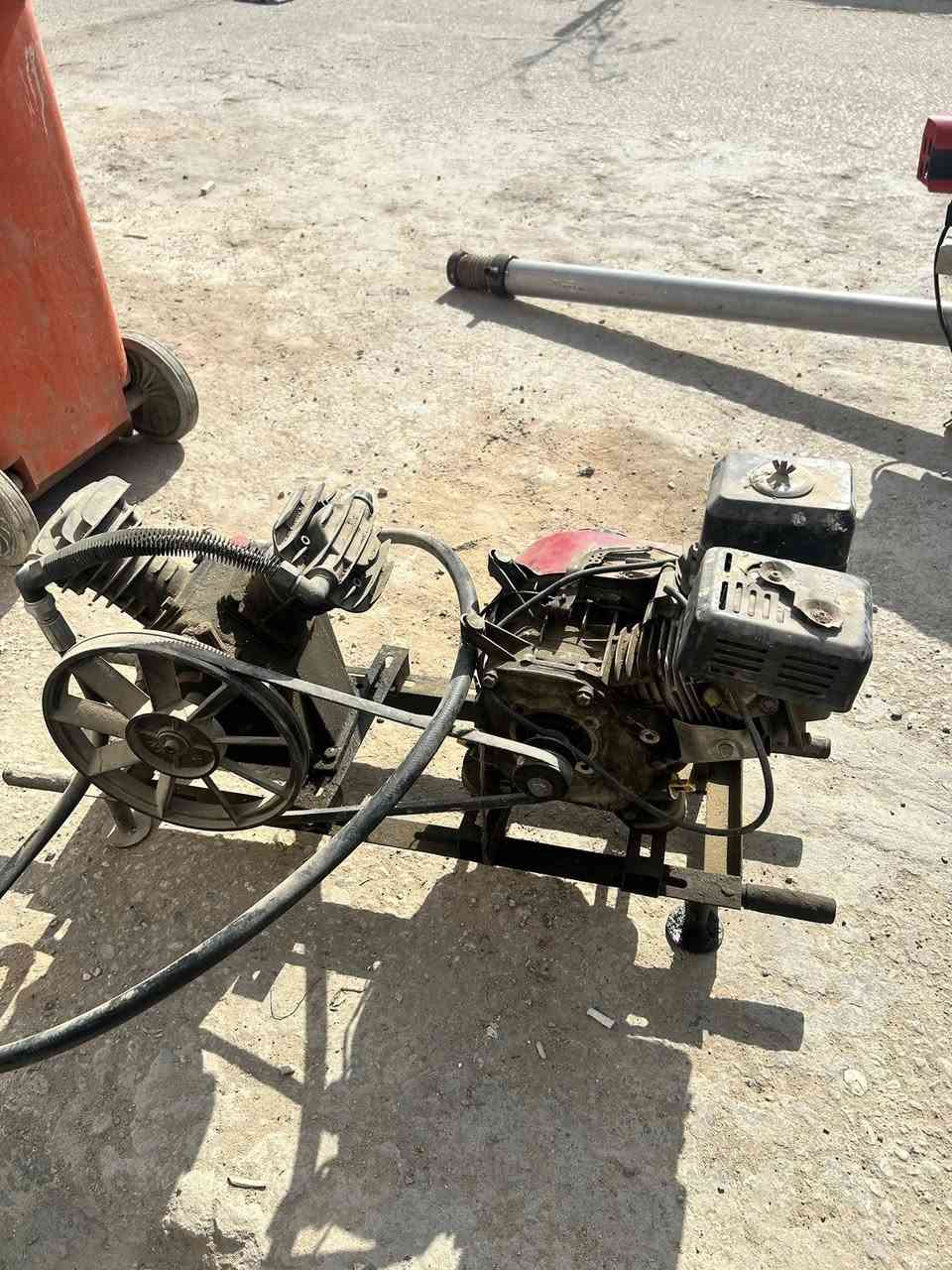 غراض بنجر كامله كامله كامله بس اجر محل وشتغل 
بلنص 
مكينه خالعه
بطل هوى
بطل ضغط
صوندات هوى
ماطور بانزين
مكينه فتح التاير
الغراض جديد استعمال سنه وحده بس عليهن تراااب 
نضيفاات ….. افتح مشروعك وتوكل على الله
الاستفساار  ***********
‬
