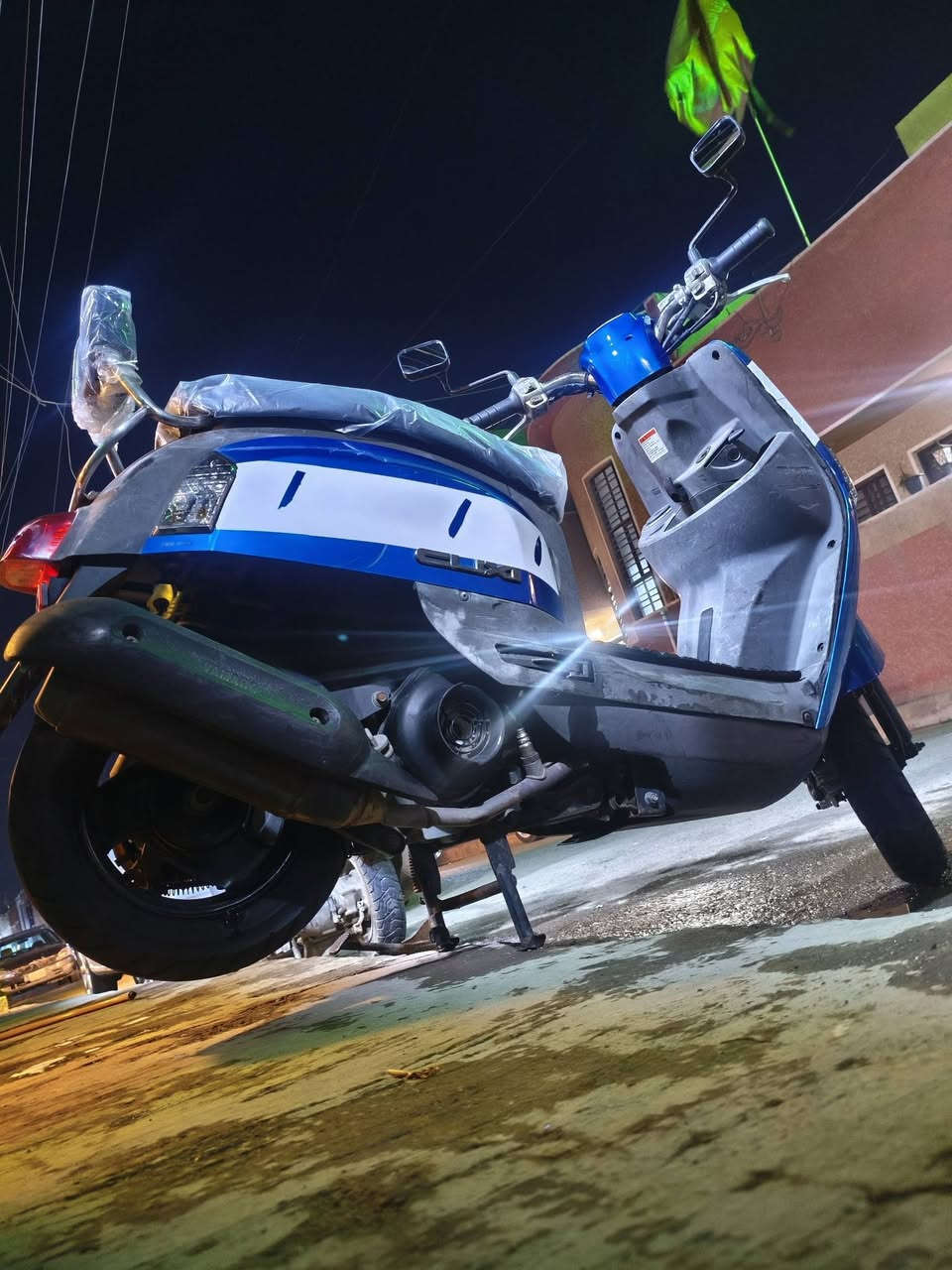 سلام عليكم ماكس بوليس نوزل دراجه صارلهه سبوع نازله من رمبه ختم واحد مطابق سعر (بواحد و٥٠)***********
