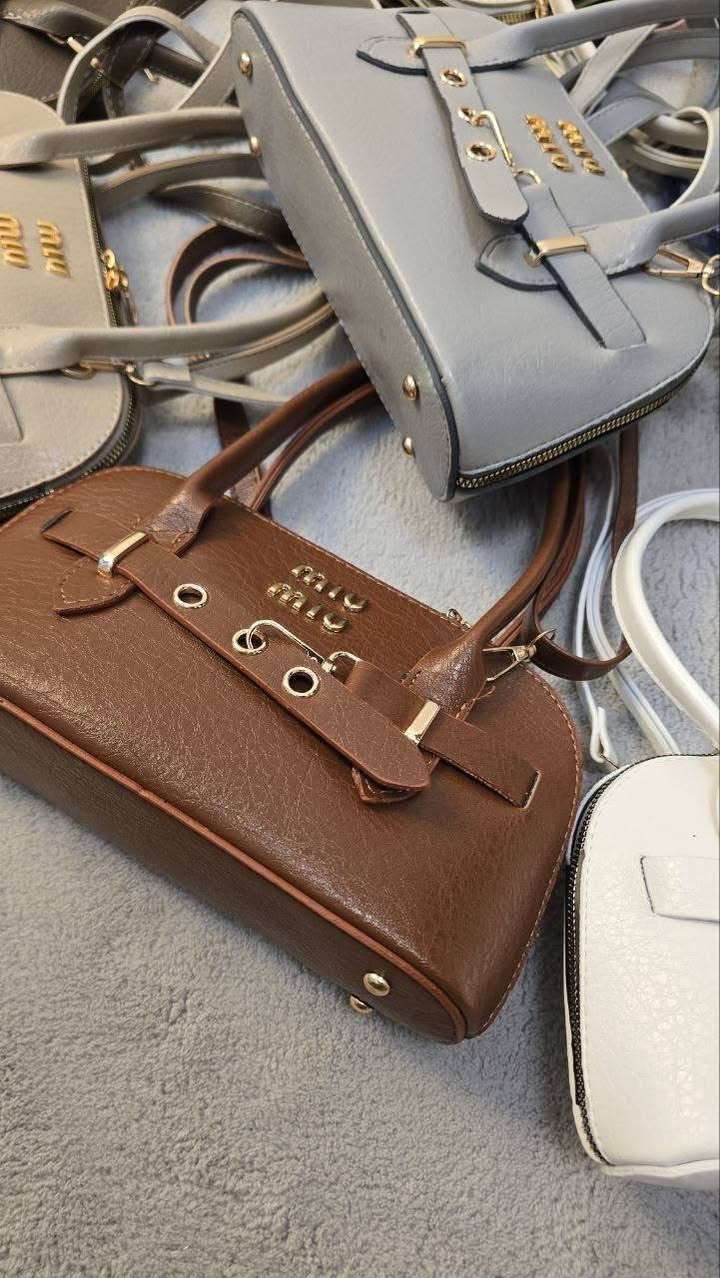 كوالتي 💯
العرض ↔️ 25
الاوتفاع ↕️ 15
   

https://t.me/lulubagsstyleرابط قناة
متوفر جمله


**إذا كنت صاحب هذا الإعلان وتريد حذفه لأي سبب، رجاءا أرسل رسالة إلى الدعم الفني**