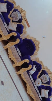 كنب ملكي • ١٤مقعد • نظيف