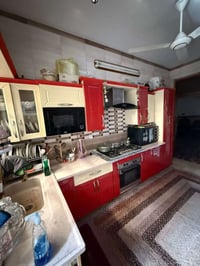 للبيع/   كاونتر قياساته الكاونتر ٣ مترات ونص والسنك متر ونص خشب hdf وا...