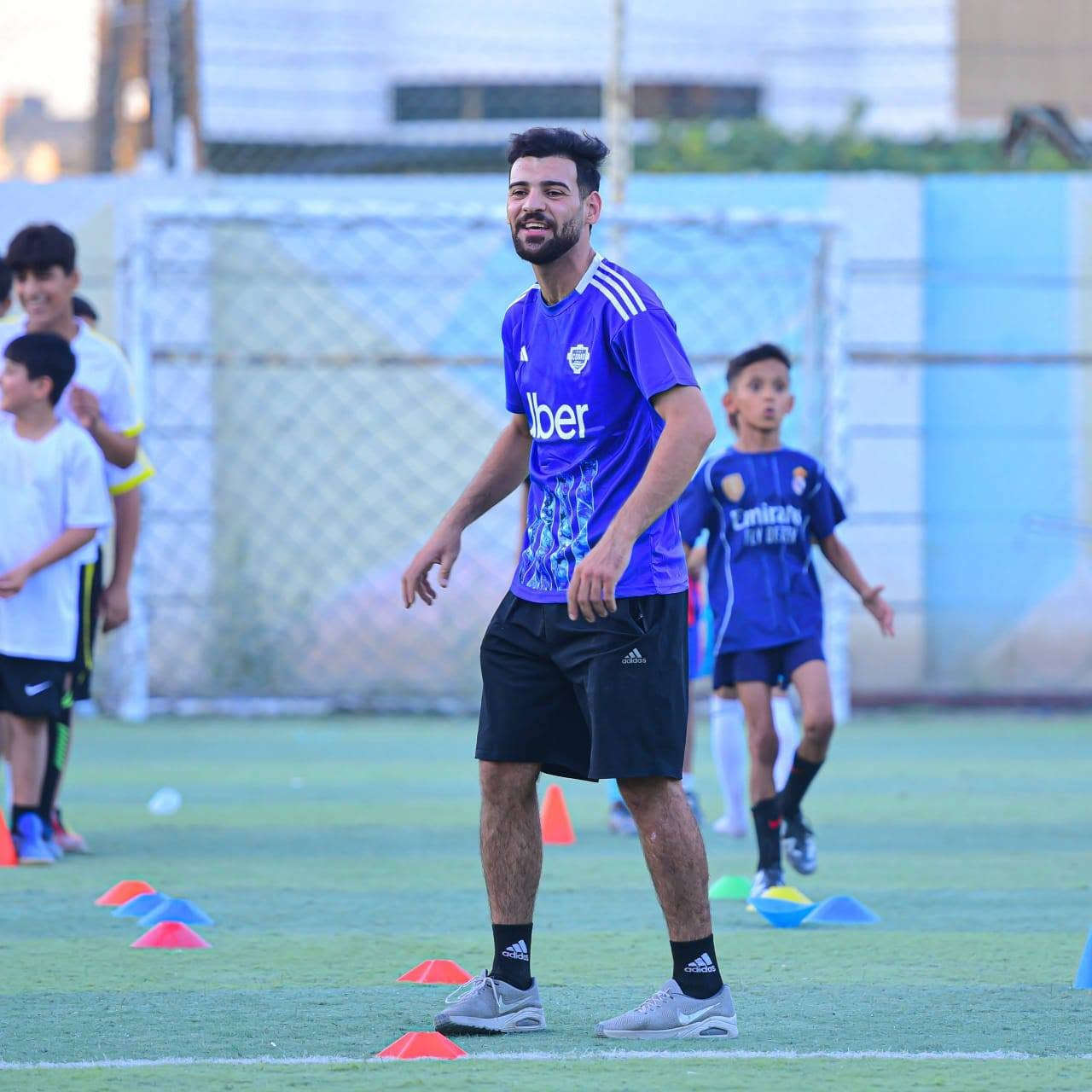 اعلان هام🌹 
إلى جميع لاعبين منطقتي كميرة والمناطق المجاوره لها

اي لاعب حالتة المادية تعبانه او اي لاعب يتيم

اني اتكفل ب اشتراكة وعلى حسابي الخاص يتم تسجيله ب اكاديميتنا واهلا وسهلا بل جميع

للتسجيل
*********** 📞
