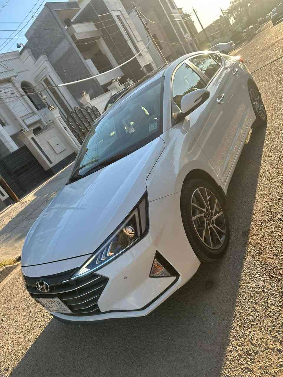 (2020) خليجي فول
مكفولة من الصبغ والبارد

ماشية (54)
¶محرك 2000
¶فتحة سلايد 
¶بصمة تشغيل 
¶بصمة بالابواب الامامية
¶صندوق ذكي يفتح بالاقتراب وعن بعد/
نظام ترحيب بالسيارة عن قرب
¶تبريد قطعتين
¶ 4 انظمة قيادة
(سبورت/نورمال/ايكو/سمارت)
¶كامرات امامية وخلفية
¶نظام تشخيص العطل عن طريق الشاشة
¶يدات نيكل
¶لدات باليدات
¶لدات أمامية 
¶مراية ترحيب شفط
¶اشارة بالمراية
¶ 5 ويل كب
¶شاشة تاب اصلي
السعر(184)
مكان السيارة/بغداد - الكرخ الاتصال حصرا على الرقم 
***********
لا يوجد ماسنجر
