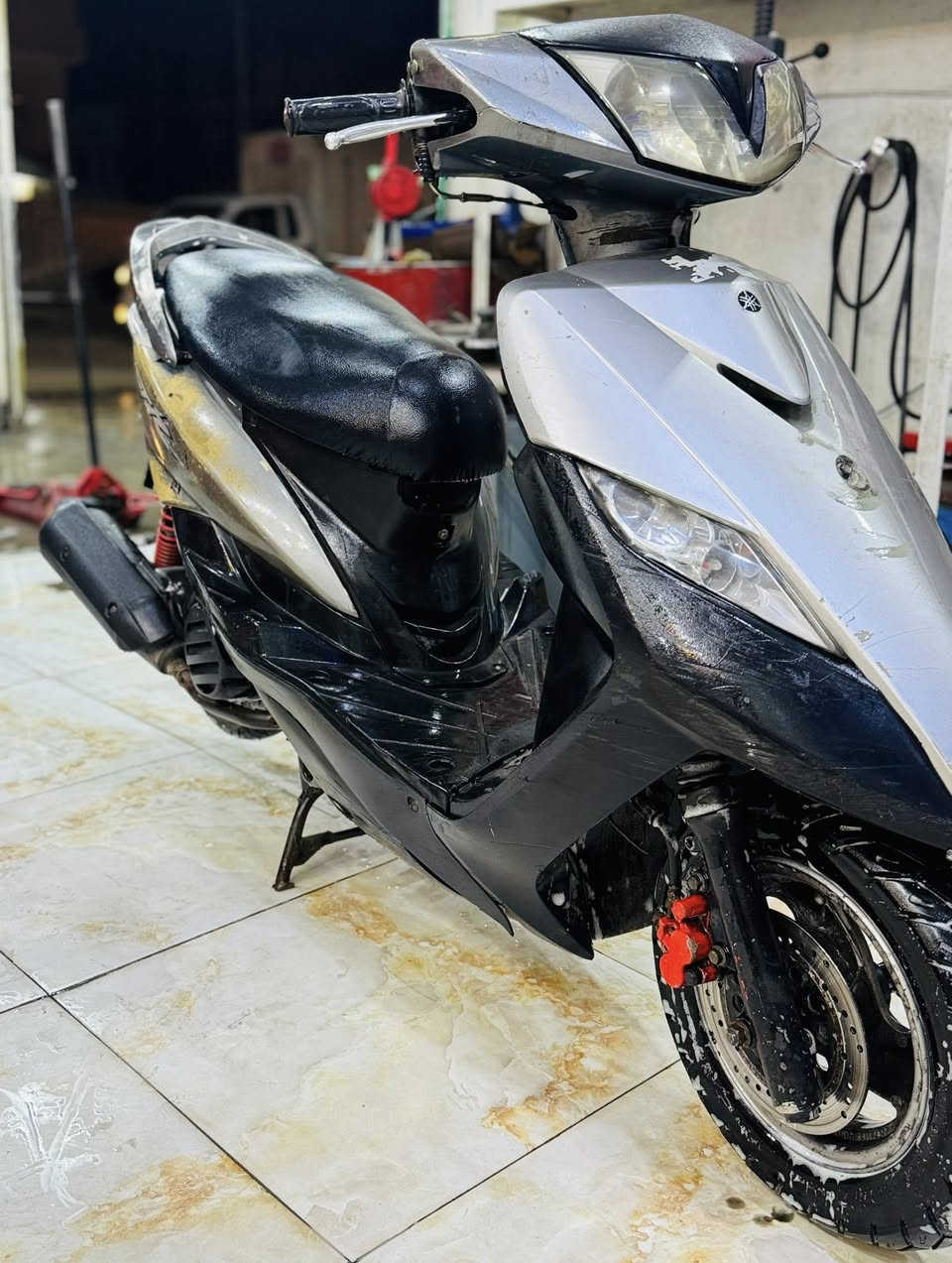 السلام عليكم ماكس ثعلب كفاله بلادي تخم تاير جديدكفرات ختم واحد كهربايات كلها شغال الدراجه ما بيها نقص كامله  محرك بلادي السعر ٤٥٠ وبيها مجال عنوان دوره شارع ٦٠ رقمي ***********
