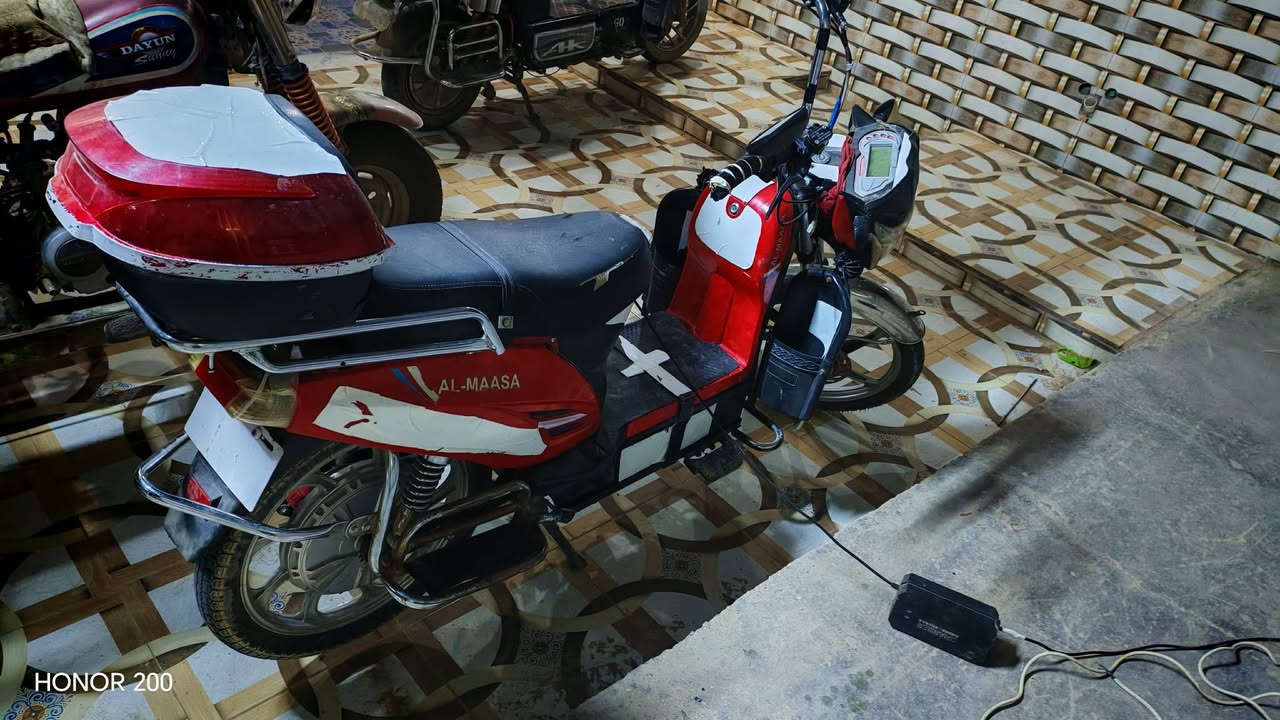 موطور شحن للبيع هارلي كلش نضيف بطاريات عل فحص 36امبير السعر 350 وبي مجال قليل اي استفسار اتصل عل رقم.. ***********
