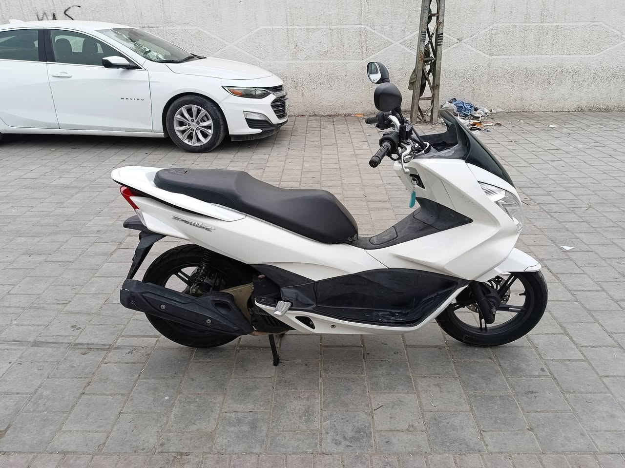 السلام عليكم BCXالجيل الثاني يابانية gf موديل 18 حرف A مواصفات 150 مكفول كفالة عامة اي نقص  قبل شهرين نازلة رمبة حساس زدحام ستان حساس مكاني بغداد للتواصل ***********
