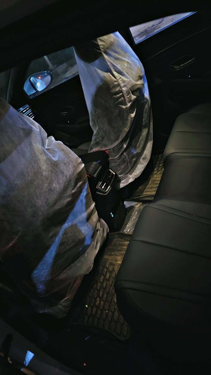 BYD QIN L 2025
Hybrid Plug-IN

لون ابيض فل مواصفات
بانوراما 4 كاميرات
بحالة الزيرو ماشية 650 كم
مرقمة بغداد بأسمي ومثبت لوحات
للاستفسار
***********
