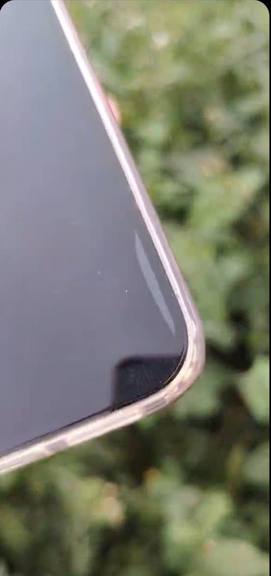 السلام عليك شباب أيفون ١٤ برو ماكس بطاريه 88 كارتونه وياه فقط فطر بسيط بل كلاسه جدأ بسيط وضهر ابدل وكاله ولباقي كلهه كفاله*********** متواجد وتساب أو تصال على رقم والسعر بل وتساب وبيكم خير وتتدللون
