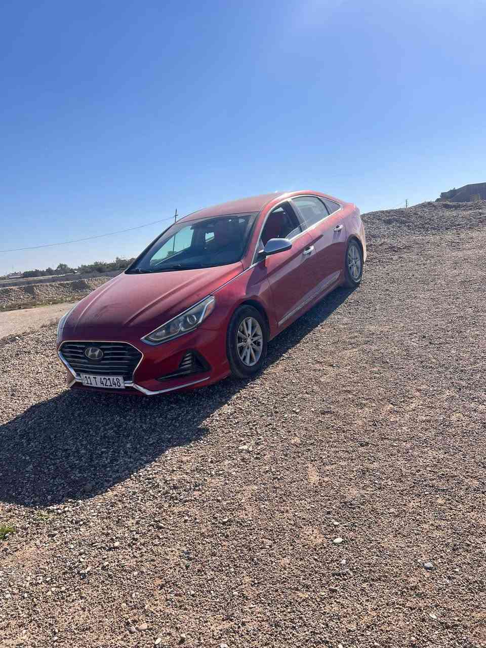 السلام عليكم سوناتا 2018 واردامريكي ماشيه 97 مايل السيارنضيفه وجاهزه صدر جديد تبريد محرك تايرات  جدد تفاصيلها بل سونار حادث امريكا  باب وجاملغ صفحت السايق وهنا انصبغ قبق الصندوك فقط بدون دواخل حادثها بسيط بيع مستعجل وبسعر مناسب 127 ورقه مكانها بغدادالجديدة ***********
