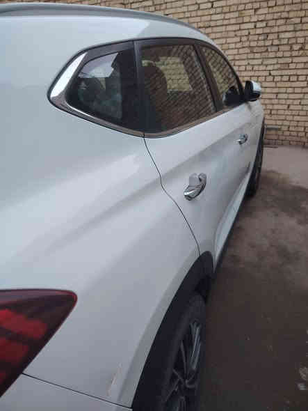 توسان للبيع ١٩ مكفوله مواصفات فول ما عدا البنروما ٢١٠ السعر للاتصال *********** واسط قضاء العزيزية رقمى
