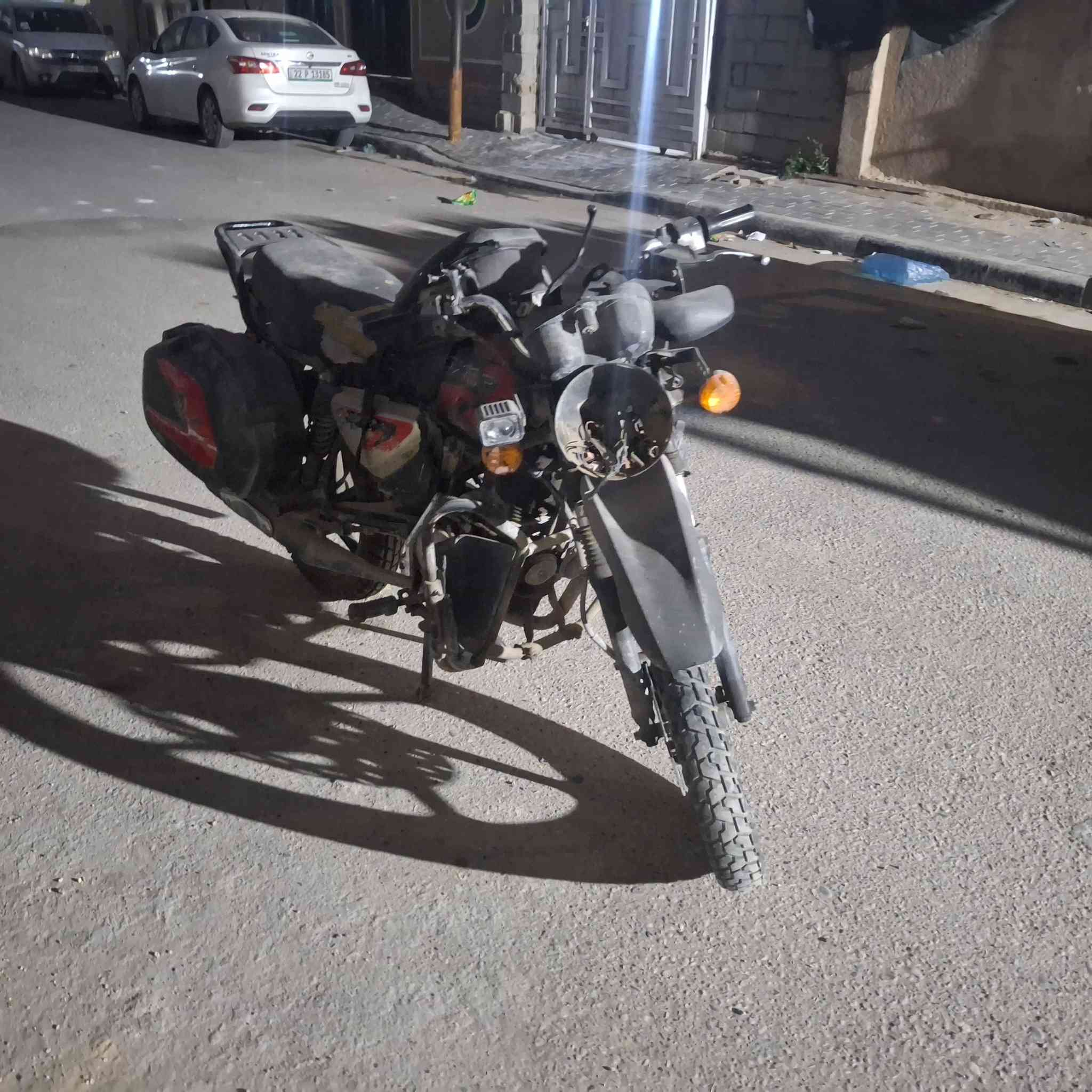 دراجه بوكسر 2023سنويه دراجه بيه حادث مكينه مجفته وشغاله السعر 900بيه مجال ***********وتساب بس
