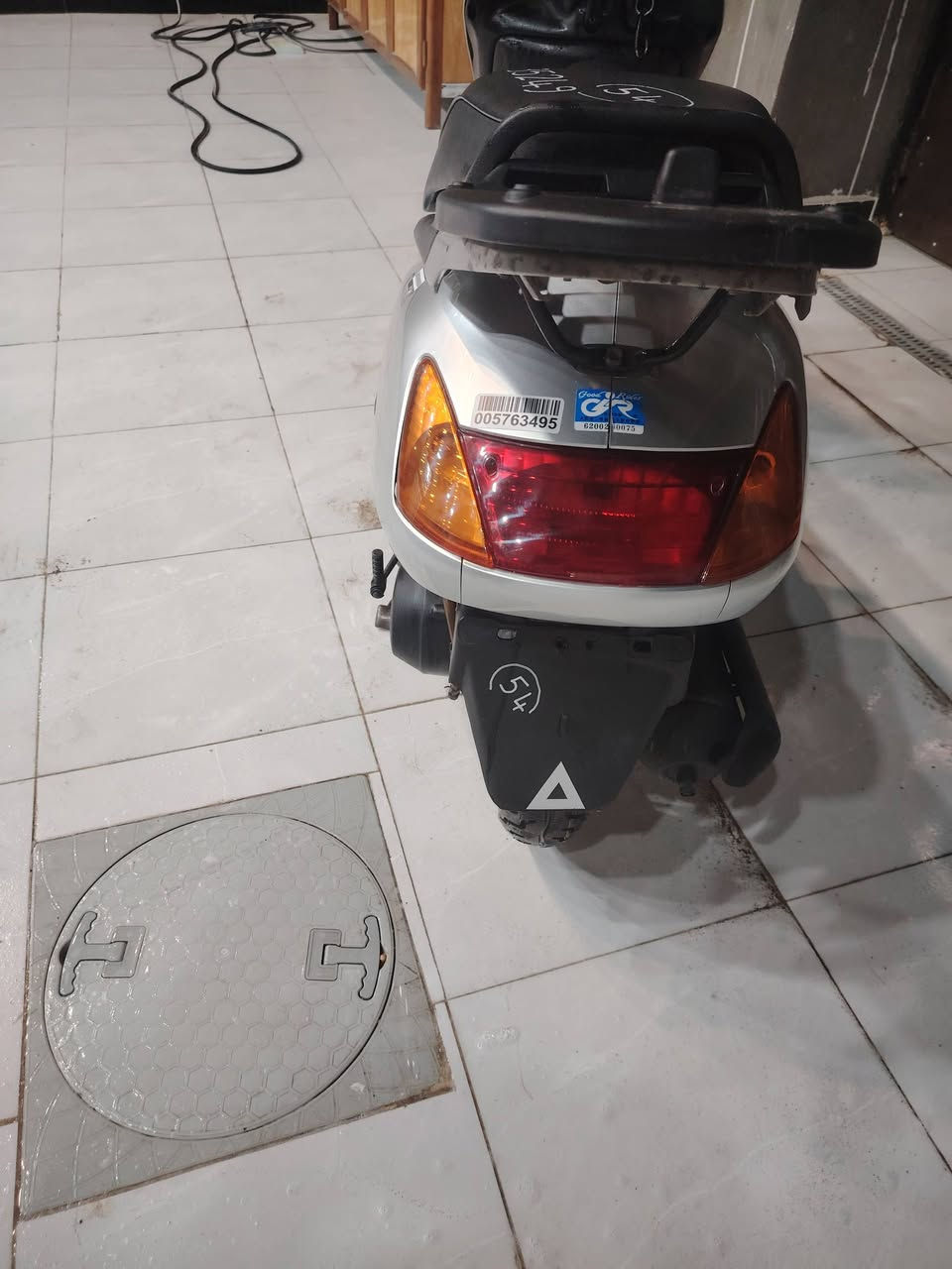 سلام عليكم
من رخصت مدير الكروب المحترم
دراجه سبيسي ياباني رمبه رمبه مكفوله كفاله عامه من كلشي للبيع
السعر مليون و 300 هاتف ***********
