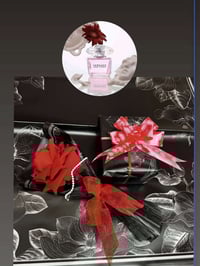 هدايا • مكياج