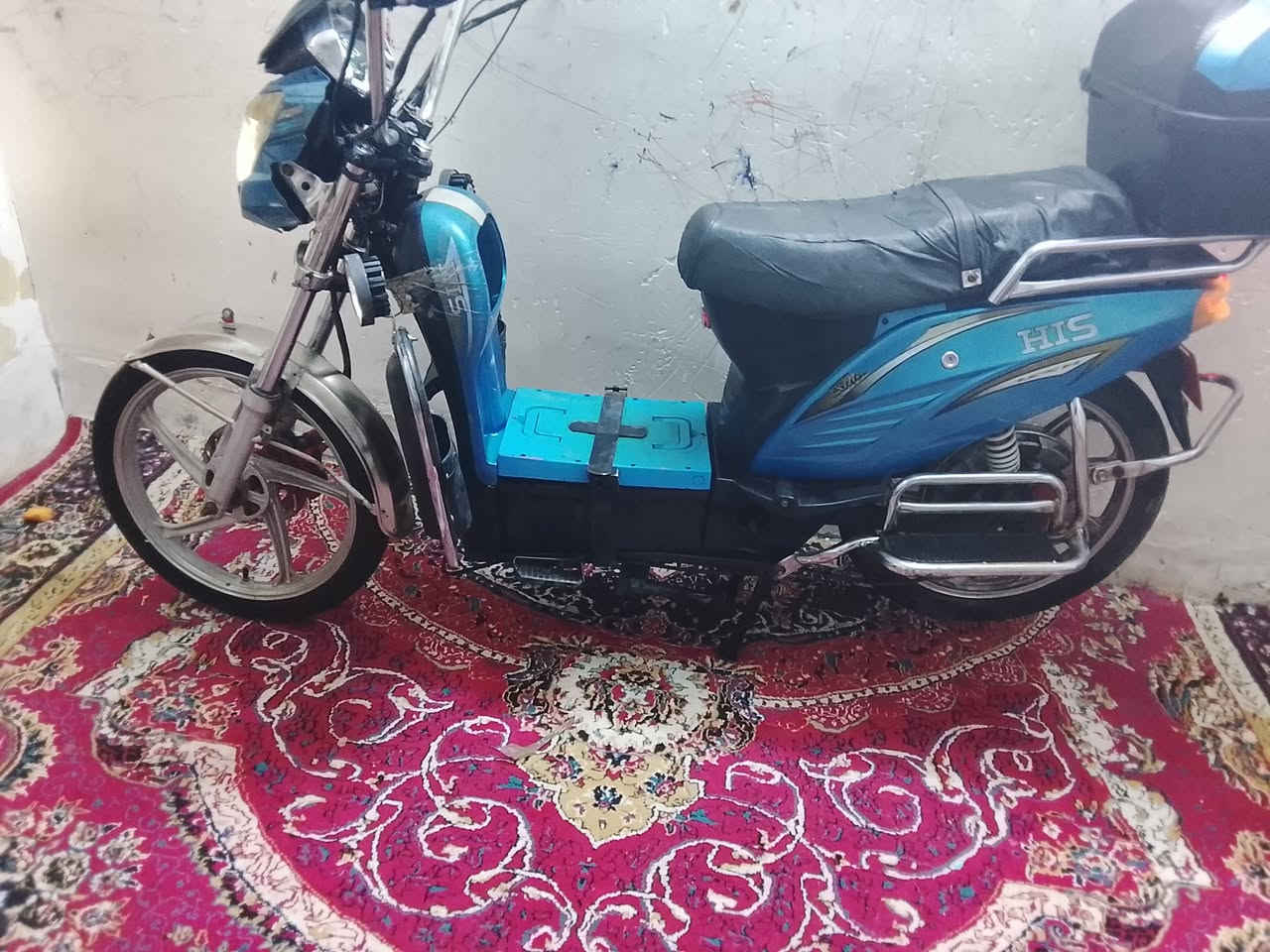 موطور شحن للبيع
نوع
هارلي
 ✅بطاريات عل فحص✅
⭕لايت عالي ناصي 
⭕ شاشه الكترونيه 
⭕نظام ®️ الرجوع الى الخلف
⭕ نظام 4 سرع 1234 
⭕ بريك امامي، خلفي 
⭕ اشاير يمين، يسار
⭕تشغيل عن بعد 
⭕ جهاز انذار سرقه
⭕ شاحنه الشركه الاصليه 
⭕ كلشي شغال كهربائيات 
الموطور نظيف مثل ما موضح بالصور 
(( السعر 250 )( بي مجال)رقمي مكاني شهداء
***********
