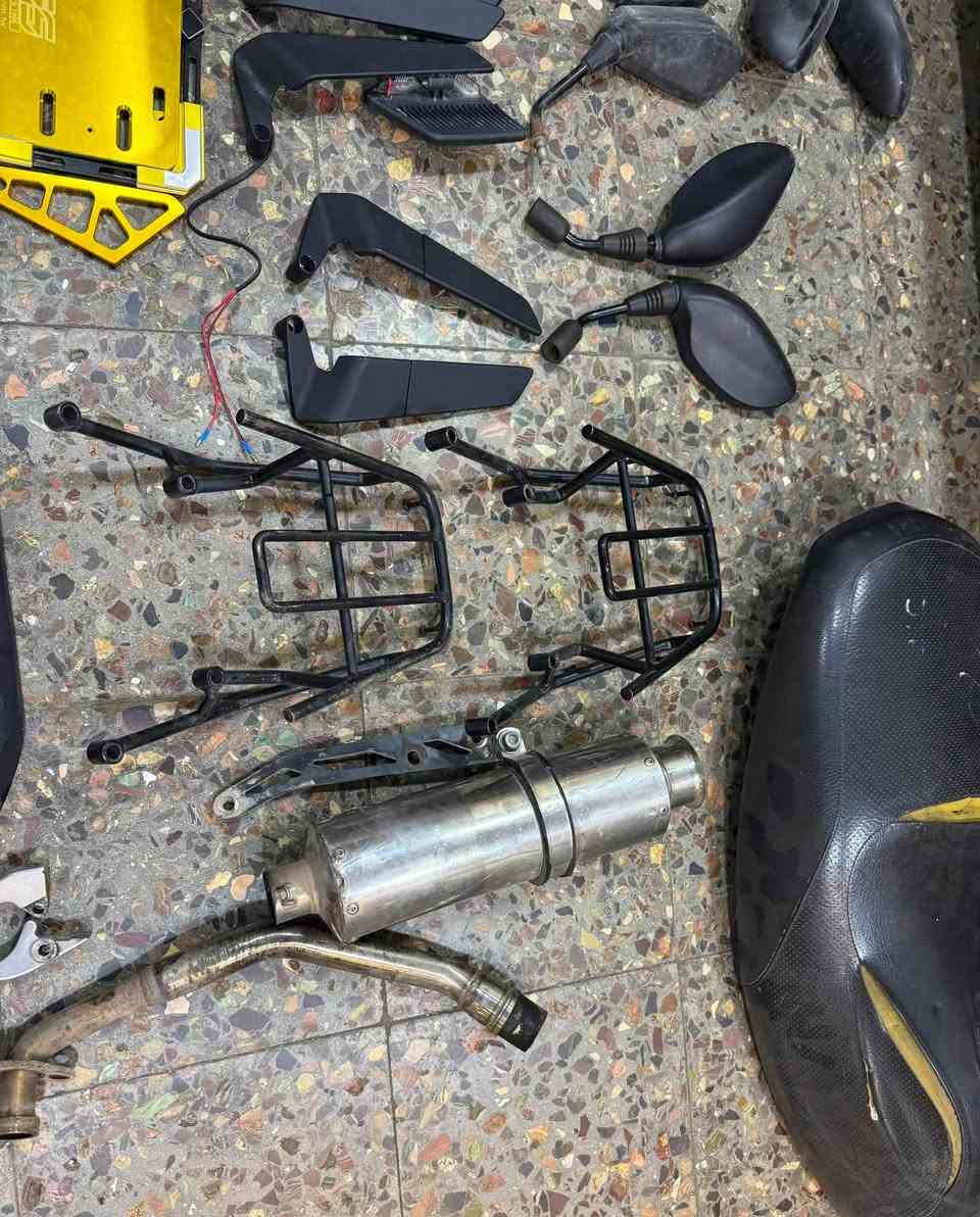 السلام عليكم غراض للبيع كلمن وسعره العوان بغداد الشعب ***********

