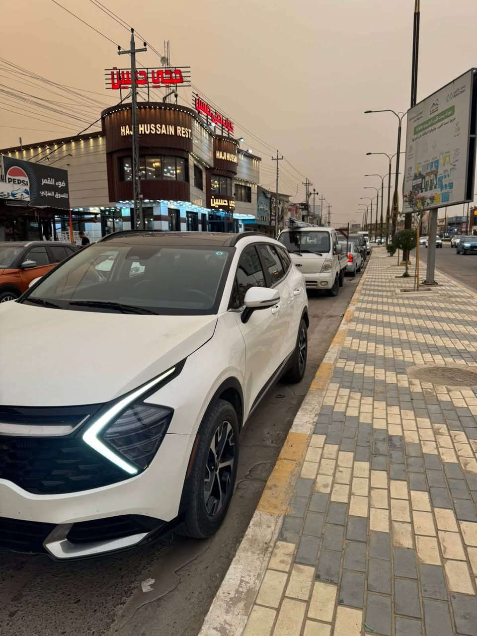للبيع سبورتج ٢٠٢٣
هايبرد فول مواصفات بيها ٣ قطع بنيد وجاملغ ونص الباب السايق
السعر ١٨٥٠٠$ اللون ابيض رقم بغداد 
***********
